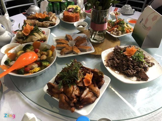 Những con số khủng trong đám cưới Duy Mạnh - Quỳnh Anh-7