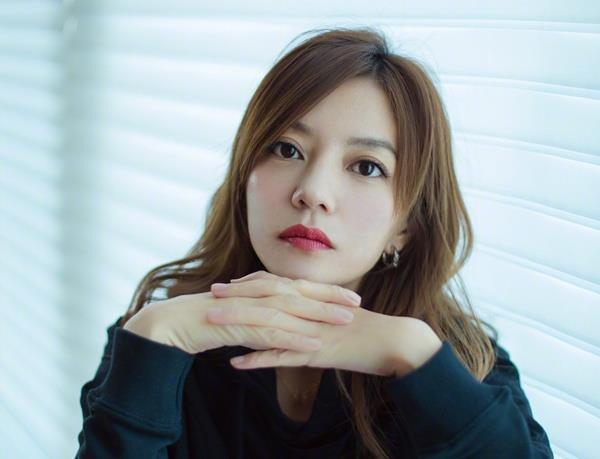 Cảnh Điềm và loạt mỹ nhân Hoa ngữ bị gán mác thuốc độc phòng vé-9