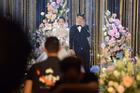 Khoảnh khắc xúc động trong đám cưới Duy Mạnh  - Quỳnh Anh: Chú rể bật khóc trước lời căn dặn của bố vợ