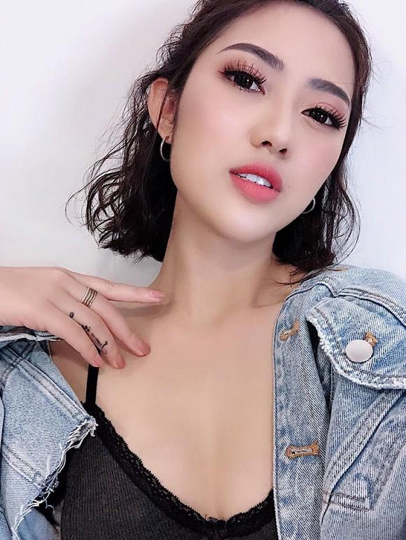 Sau khi cạo đầu, diễn viên Sống chung với mẹ chồng Trang Cherry cực ngầu vì nhuộm tóc màu bạch kim-4