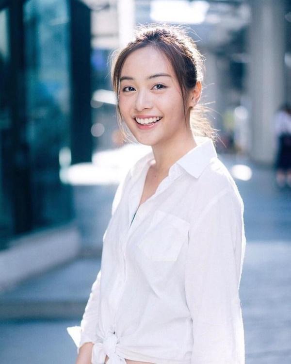 Dàn diễn viên nổi tiếng Thái Lan trong MV Việt-13