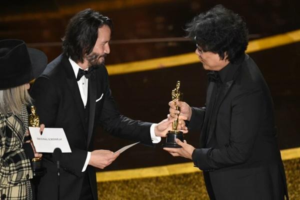 Ký sinh trùng đoạt giải Phim hay nhất Oscar 2020-1