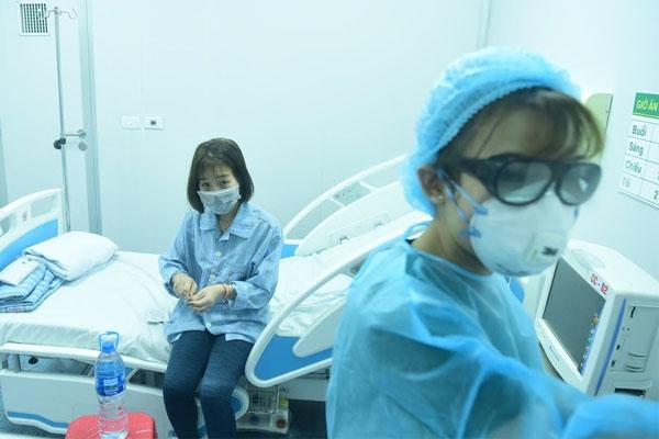 Việt Nam có thêm 3 bệnh nhân mắc virus corona được xuất viện-1