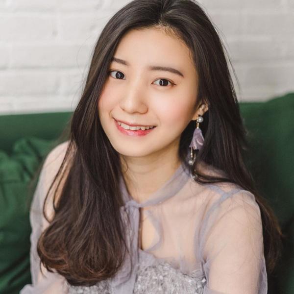 Mặc quần áo bình dân nhưng khéo diện 6 kiểu trang sức hot hit nhất 2020, các nàng sẽ sang chảnh level max-5