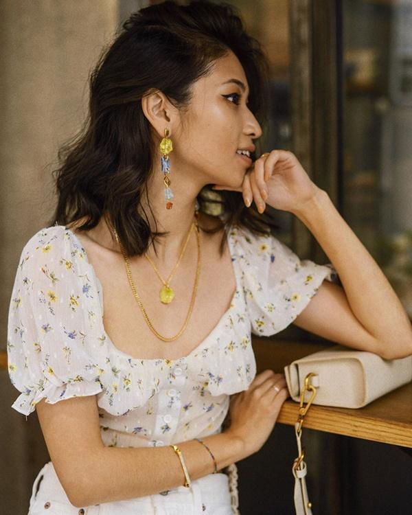 Mặc quần áo bình dân nhưng khéo diện 6 kiểu trang sức hot hit nhất 2020, các nàng sẽ sang chảnh level max-8