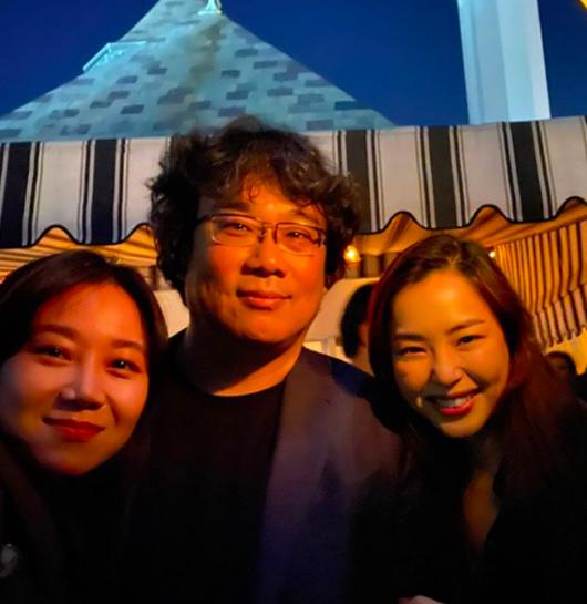 Hoa hậu Hàn bị chỉ trích hám fame khi đăng ảnh chúc mừng đoàn phim Ký Sinh Trùng tại Oscar-4