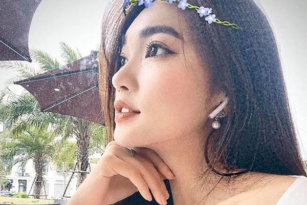 Vợ Phan Văn Đức khoe ảnh mâm cơm gia đình, dân mạng hết lời khen: Vợ như này ai chẳng muốn có-8