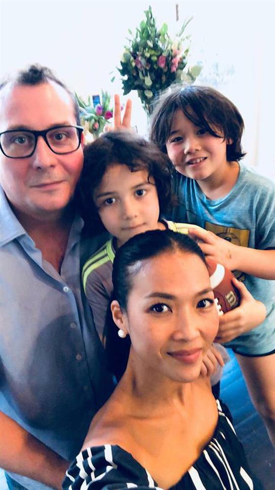 Mỹ nhân Gái nhảy bỏ showbiz Việt sang Mỹ lấy chồng Tây giờ ra sao?-3