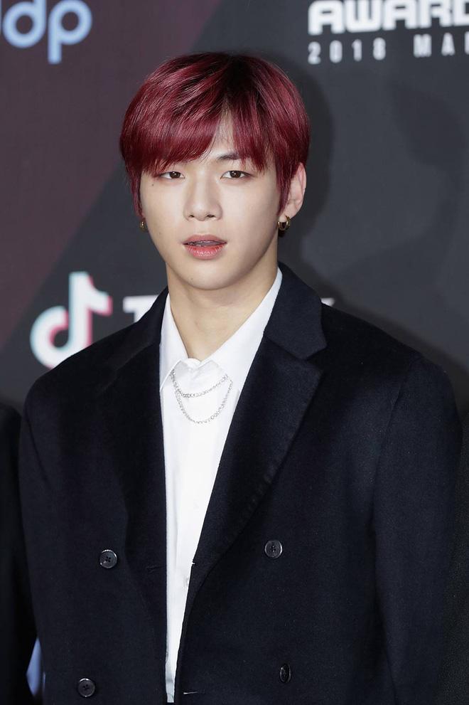 Đại diện của SBS thông báo hiện tại Kang Kang Daniel đang ở Mỹ để ghi hình chương trình thực tế mới có tên 