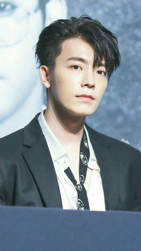 Super Junior Donghae ra mắt album solo sau 15 năm hoạt động nghệ thuật. Ca khúc có tên 