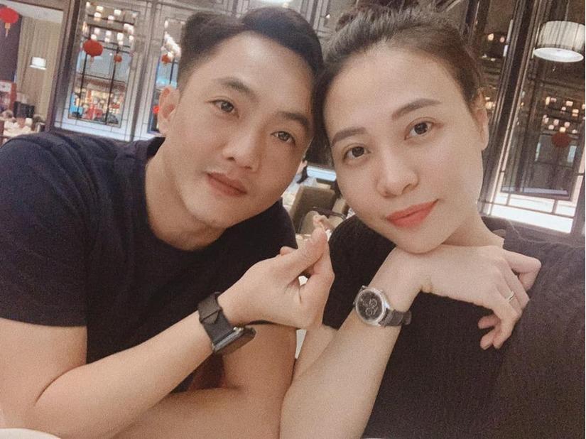 Đàm Thu Trang chúc mừng sinh nhật Cường Đô La, ai nấy chỉ quan tâm chiếc bánh tự chế bá đạo-2