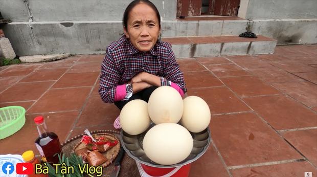 Bà Tân Vlog làm trứng chiên nước mắm, bị dân mạng chỉ rõ dùng nguyên liệu dễ gây ngộ độc-1