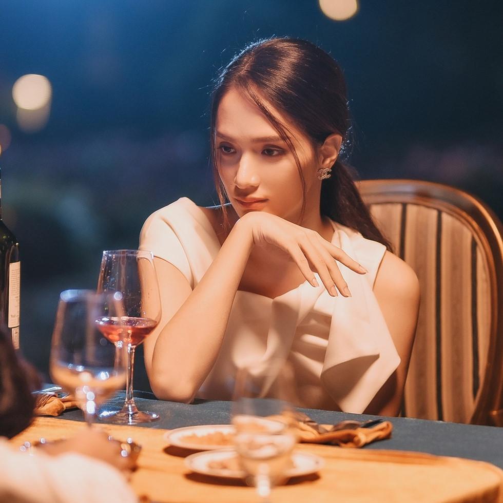 Lời đáp trả được khen chất hơn nước cất của Hương Giang khi bị chê hát ngày càng tệ-1