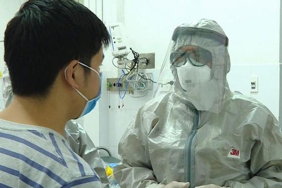 Người đầu tiên được phát hiện nhiễm virus corona ở Việt Nam khỏi bệnh