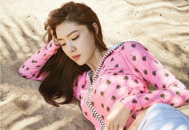 Quên nữ chính đi, loạt trang phục mà nữ phụ diện trong Hạ cánh nơi anh cũng có giá hết hồn-2