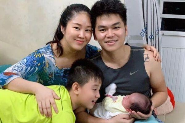 Lê Phương bất ngờ khoe ảnh thân thiết giữa chồng trẻ Trung Kiên và tình cũ Quý Bình-2