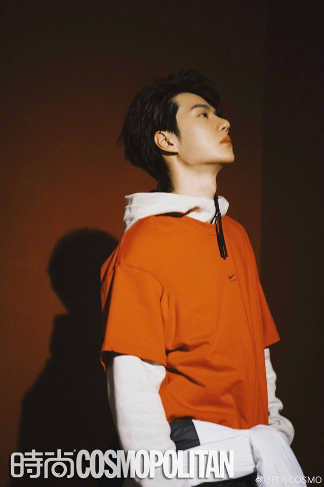 Vương Nhất Bác liên tiếp lập kỷ lục hoành tráng khi lên bìa tạp chí lớn-10