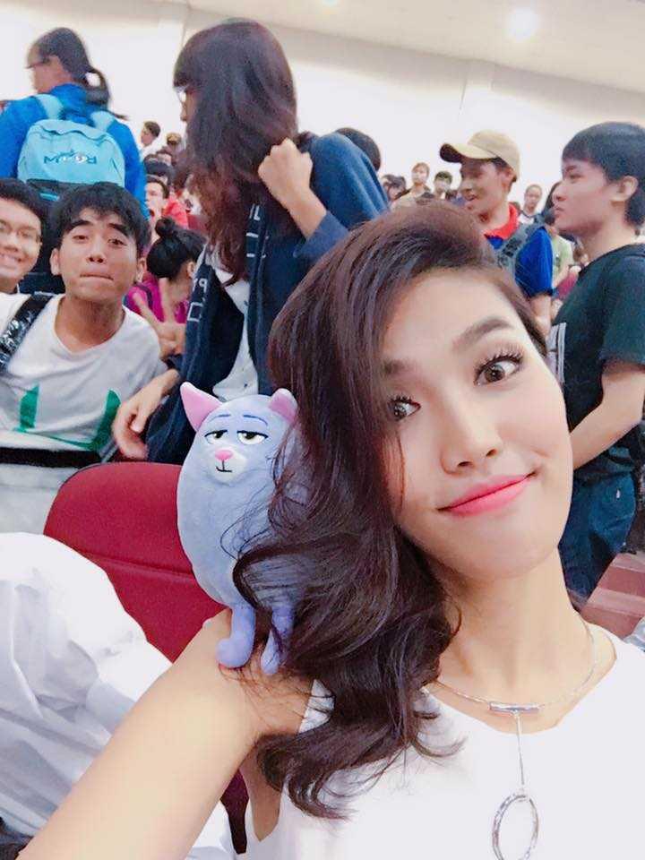 Kè kè bên thú nhồi bông suốt 5 năm, Lan Khuê được chồng đại gia cổ vũ đừng từ bỏ sự ngây thơ-4