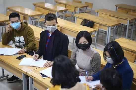 Bộ Giáo dục: Địa phương không có dịch có thể cho đi học trở lại