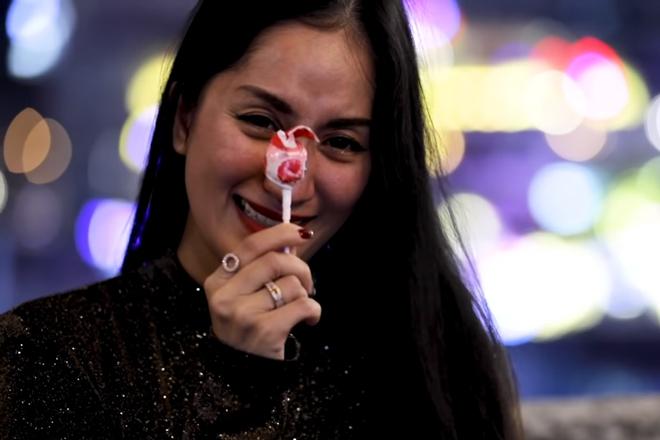 Quà Valentine của sao Việt: Người xế hộp - kim cương, người kẹo mút - hoa hồng-4