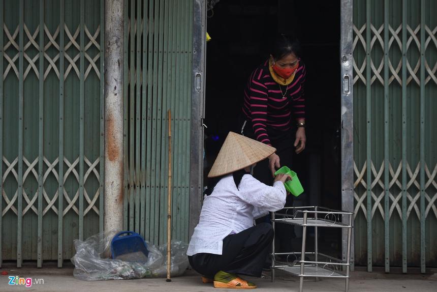 Cảnh nội bất xuất, ngoại bất nhập ở tâm dịch virus corona-9