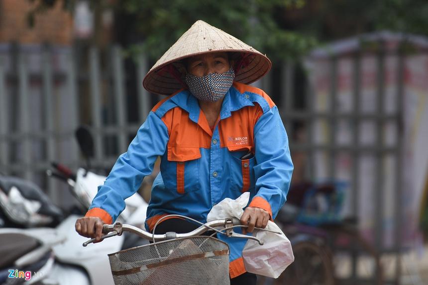 Cảnh nội bất xuất, ngoại bất nhập ở tâm dịch virus corona-11