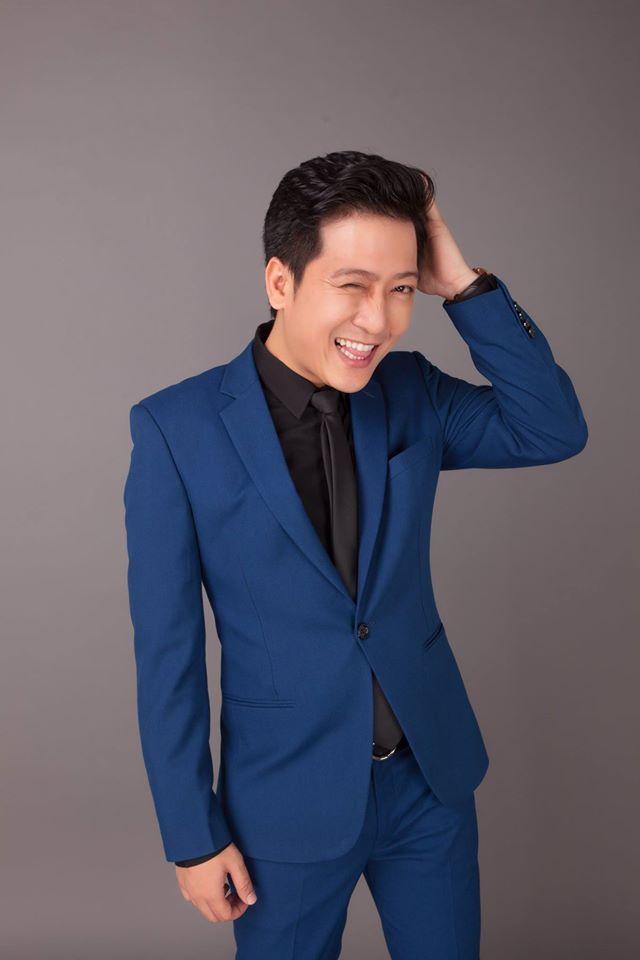 Khi ở bên cạnh Nhã Phương, Trường Giang ăn mặc thế nào?-1