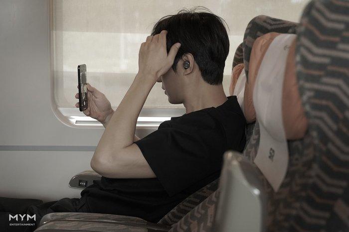 Ảnh Valentine chuẩn mỹ nam, Lee Min Ho khiến dân tình mất máu: Sống mũi thẳng hơn giới tính của tôi!-3