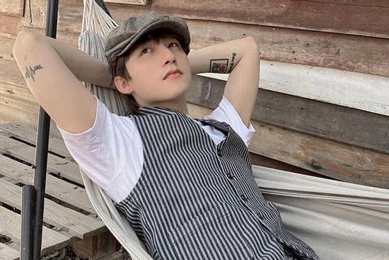 Sơn Tùng M-TP cũng 'cày' phim cung đấu xứ Trung đến mức nghiện luôn cả nhạc phim mới sợ!