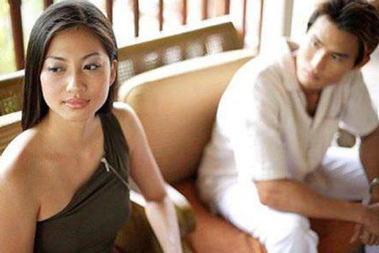 Bạn thân đến nhà đong đưa chồng, lời nói của cậu con trai 5 tuổi đã cứu tôi một đời