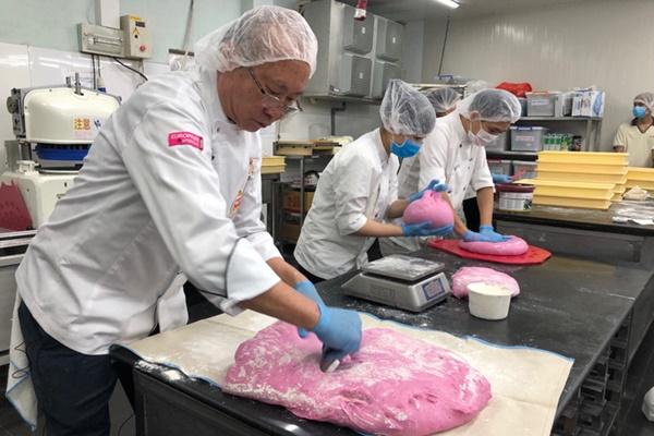 Cách làm bánh tiramisu không cần lò nướng-1