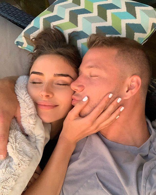 Đường tình yêu toàn cầu thủ của cựu Hoa hậu Hoàn vũ Olivia Culpo-1