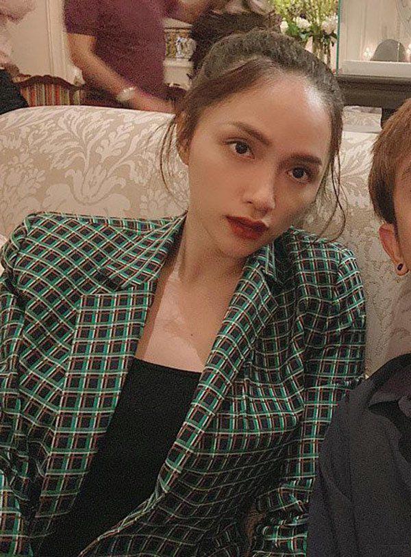 Tiền nhiều để làm gì: Hương Giang có đồ hiệu chất đầy tủ vẫn diện lại jumpsuit hồi 8 năm trước-6