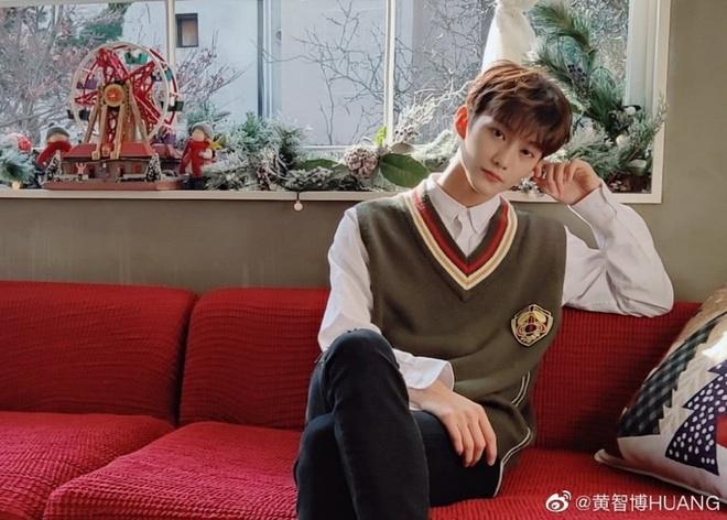 Nghệ sĩ Trung Quốc nhận chỉ trích, mất danh tiếng vì dịch Covid-19-3