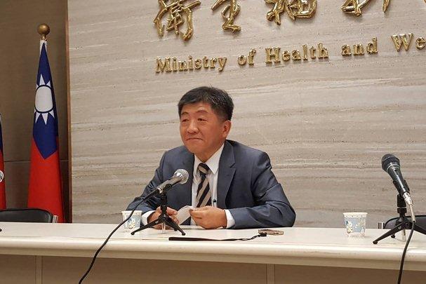 3 tuần chết đi sống lại của chàng trai nhiễm virus corona-3