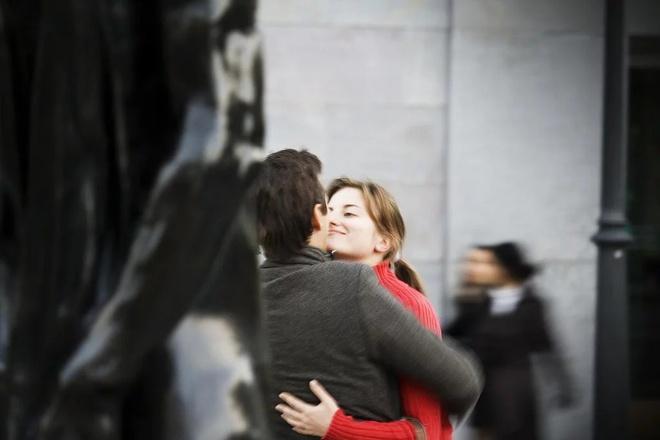 Không thể đụng chạm, đôi yêu xa ngủ cùng nhau qua video call-2