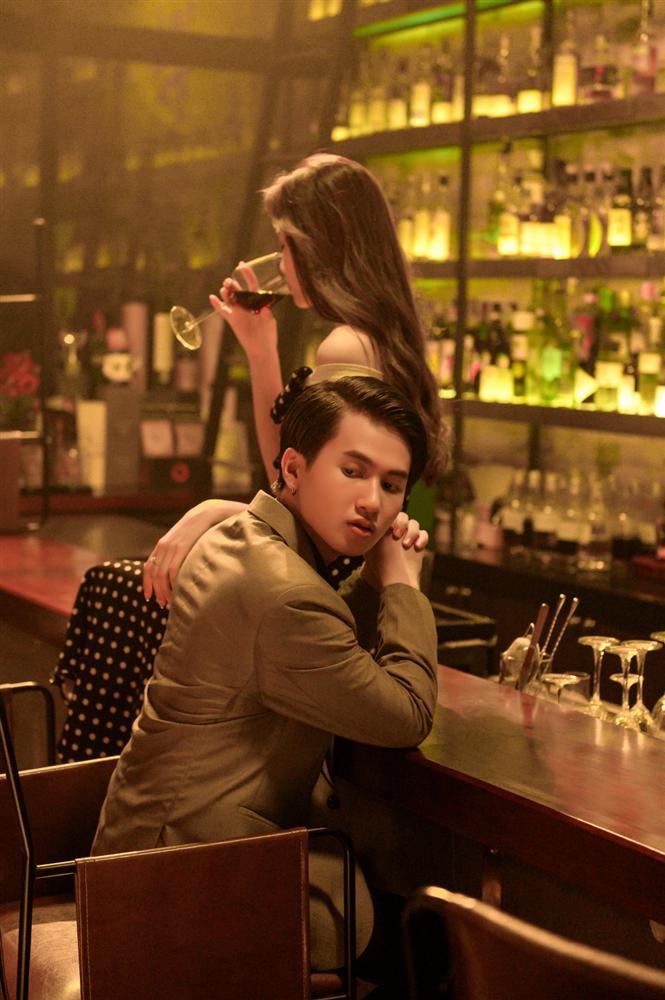 Hiện tượng đình đám Hongkong1 bị đạo diễn triệu view mắng xối xả: Bớt ngôi sao và láo đi-3