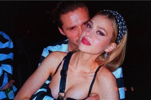 Con trai David Beckham bị tình cũ ám chỉ là kẻ hèn nhát?-2