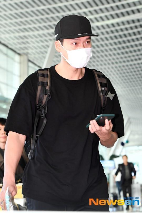 Hễ mặc vest là nam thần Hyun Bin lại đốn triệu con tim-7