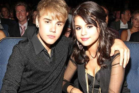 Justin Bieber thừa nhận đối xử tệ với Selena Gomez