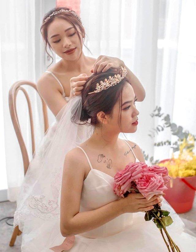 Trọn bộ ảnh cưới của cô chủ tiệm nail và bạn thân được dân tình hết lời khen ngợi-6