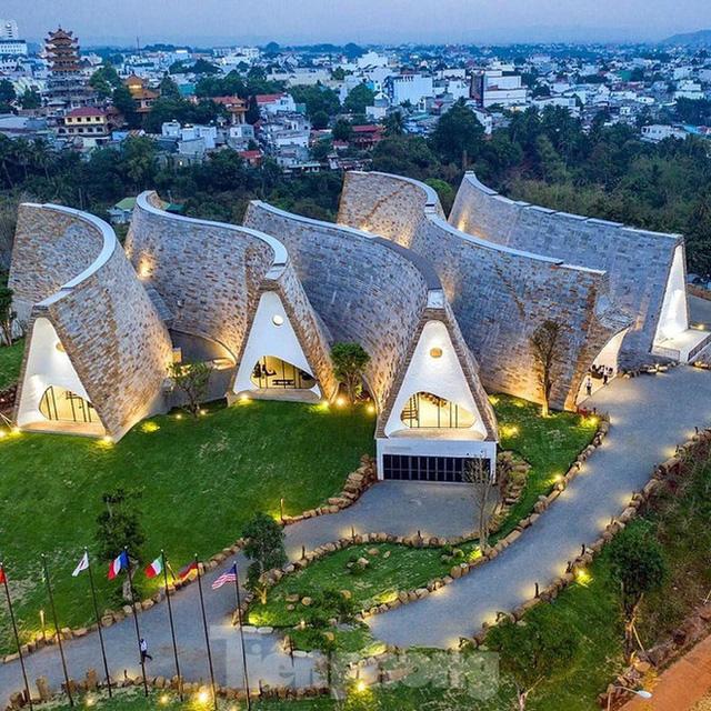 Ông Đặng Lê Nguyên Vũ đã nộp xong gần 1.200 tỷ thi hành án-2