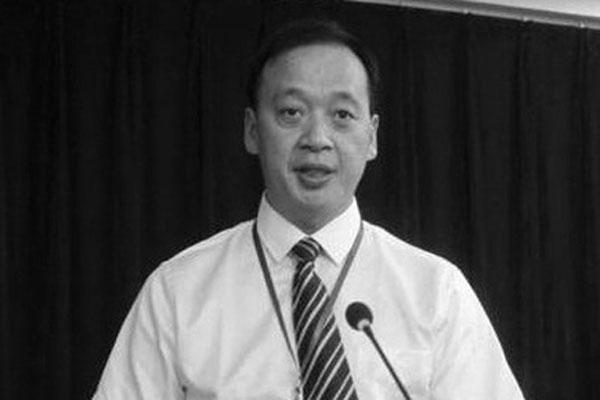 Giám đốc bệnh viện ở Vũ Hán tử vong sau khi nhiễm virus corona-1