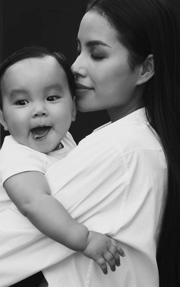 Gần 2 năm rời xa showbiz, hoa hậu Phạm Hương vẫn phủ sóng bằng hàng loạt thị phi-1