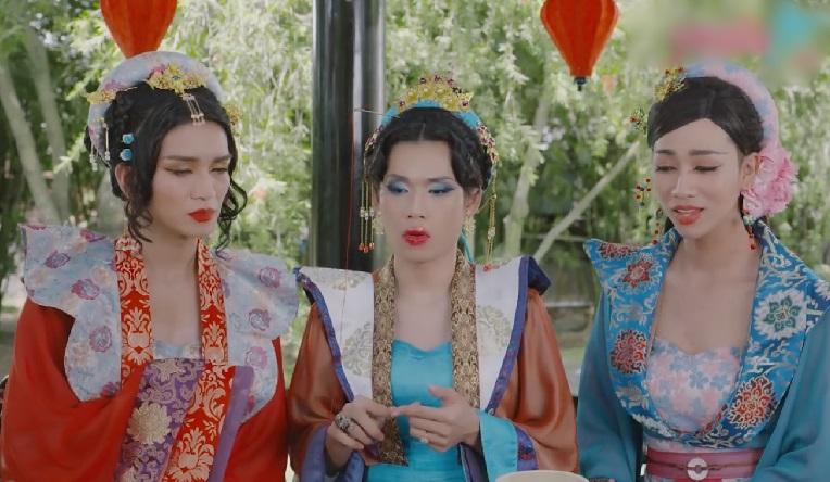 Quang Trung trả lời fans cực mặn khi được hỏi chiều cao, body 6 múi-4