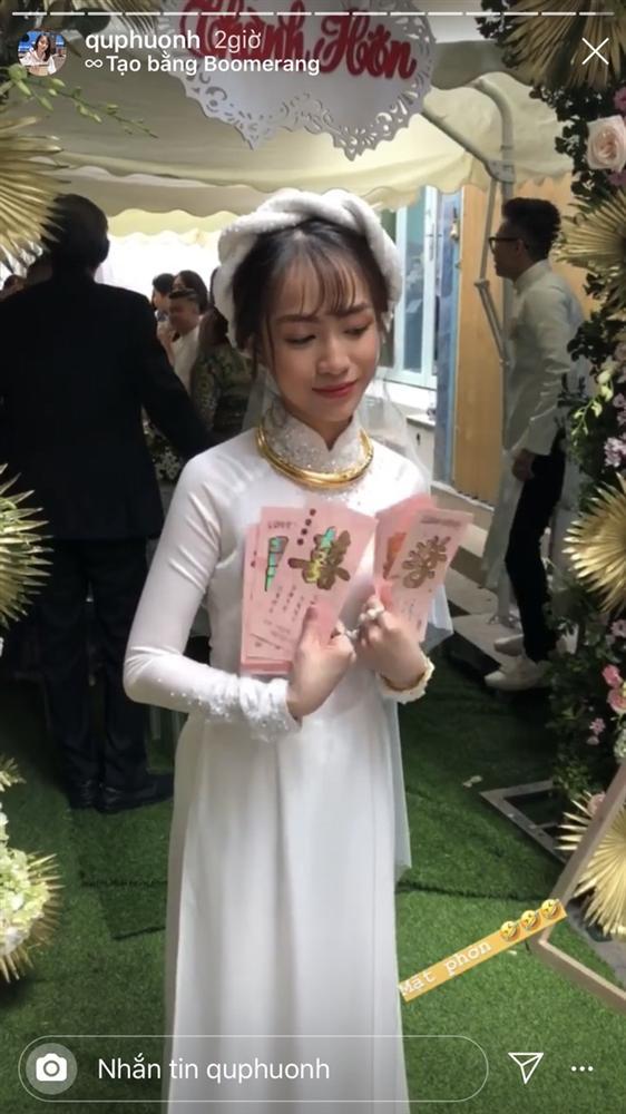 Những cô dâu được tặng hàng trăm cây vàng trong đám cưới-5