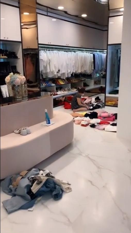 Ngọc Trinh khoe biệt thự triệu đô với đồ hiệu siêu khủng nhưng sự chú ý chỉ tập trung vào chiếc ghế tình yêu-4