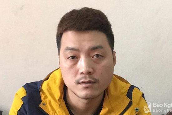 Từ Trung Quốc về Việt Nam đầu thú vì sợ nhiễm dịch Covid-19