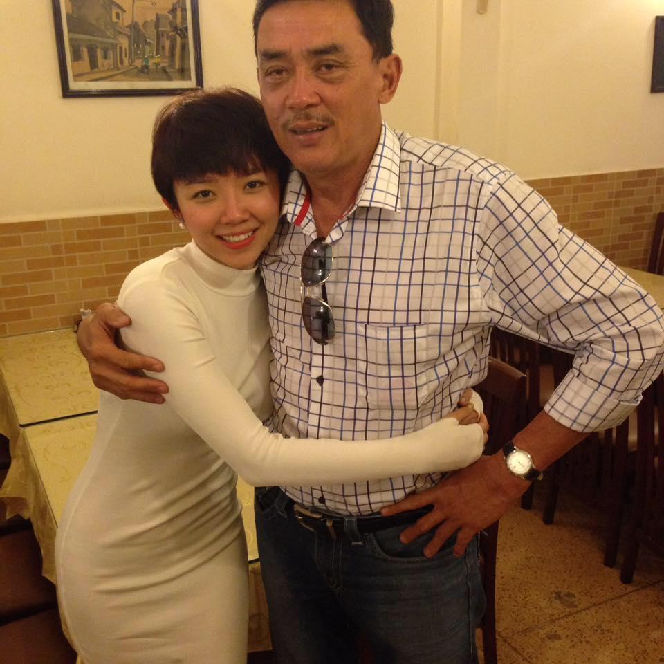 Ai cũng hồi hộp chờ đợi đám cưới của Tóc Tiên nhưng phụ huynh lại đích thân lên tiếng phủ nhận-4