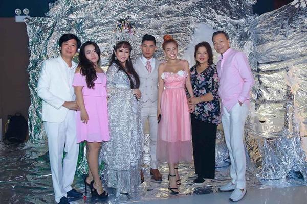 Ngân 98 dương tính với ma túy khi đi diễn bar-5